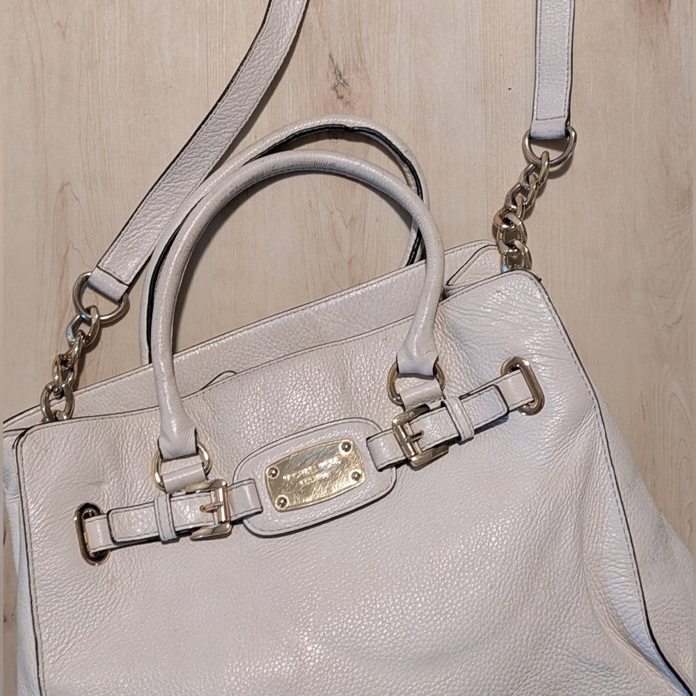 Michael Kors Cream Off White and Gold Oversized Purse Handbag Shoulder Bag - Picture 2 of 6